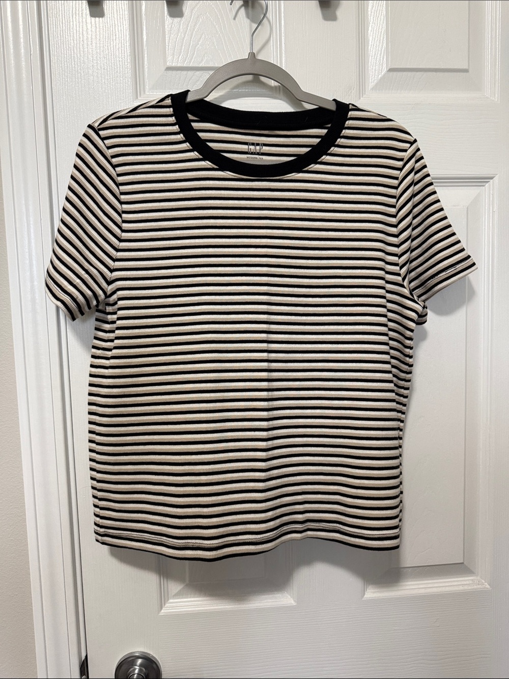 Gap Women’s Ribbed strip T white/black/tan Sz XL Like new